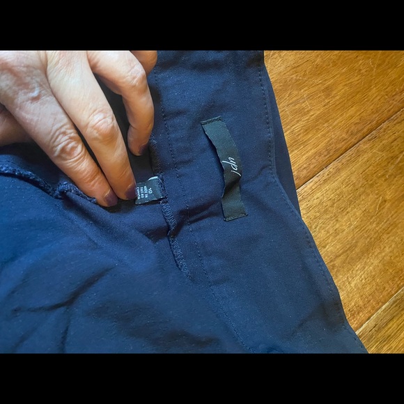 UP Brand tummy control crop/Capri size 10 navy - Picture 2 of 2